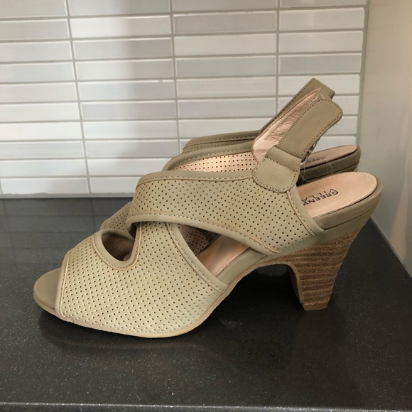 Greenwich Village women’s heels - Picture 5 of 11